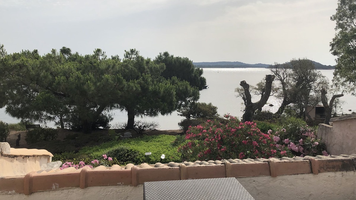 Porto-Vecchio House | 20 mini villas 20m from the sea "pieds dans l'eau" sea front