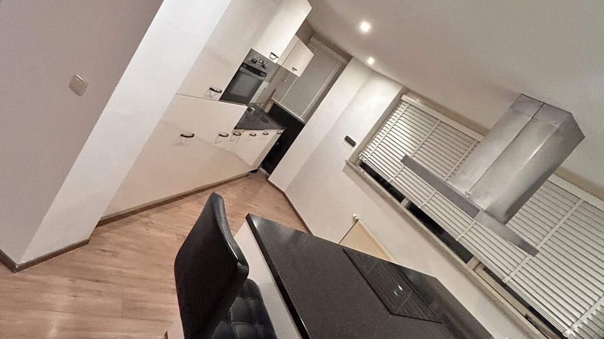 Almere Stad Apartment | 20 minutes to Amsterdam