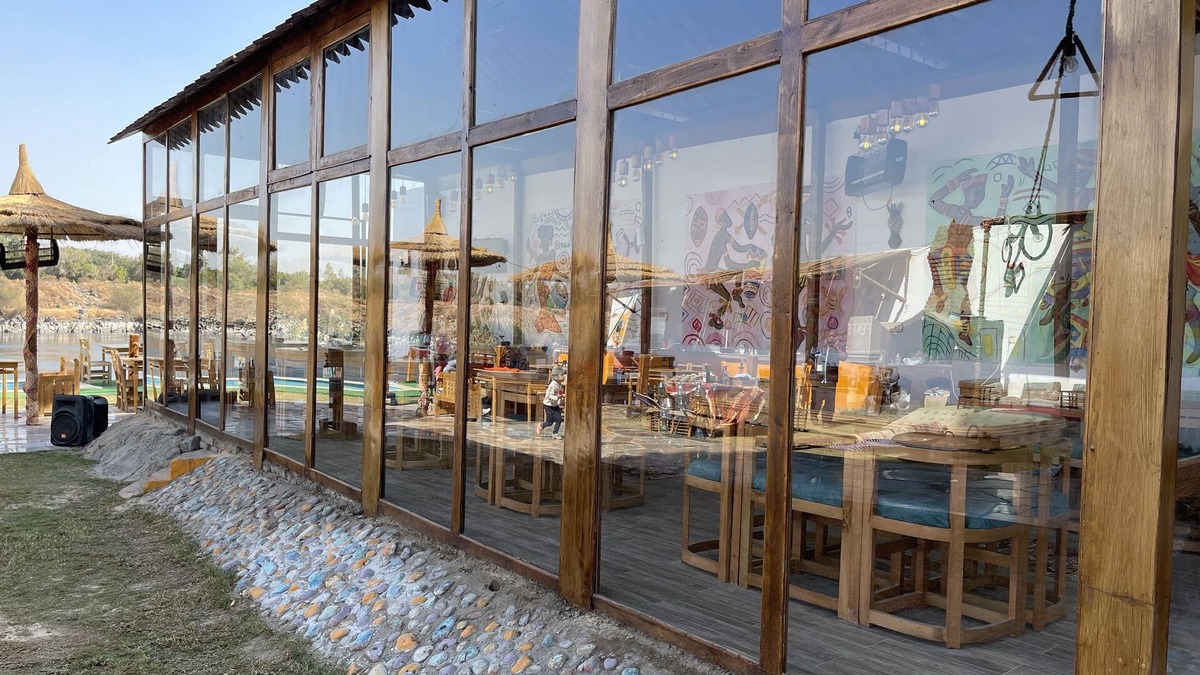 Aswan Bed & Breakfast | 20 minutes to the airport- common swimming pool (Nile View)