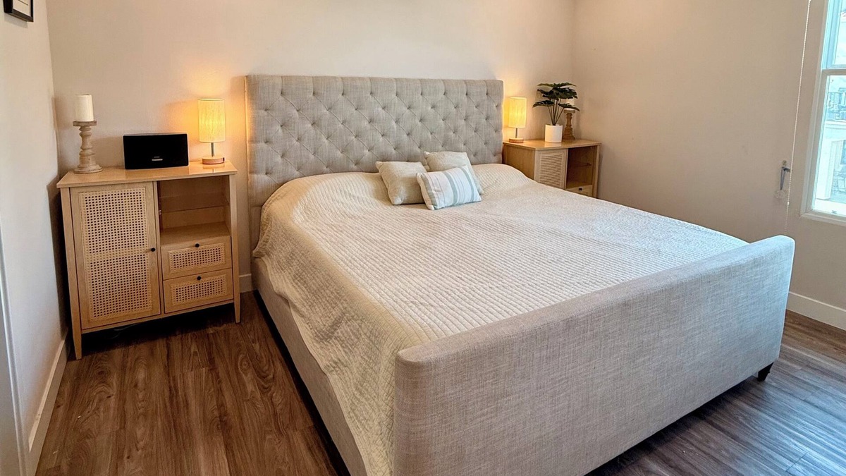Ventura Condo | 20% off Oct! Modern 2 bedroom condo with ocean view, pool, tennis, and more