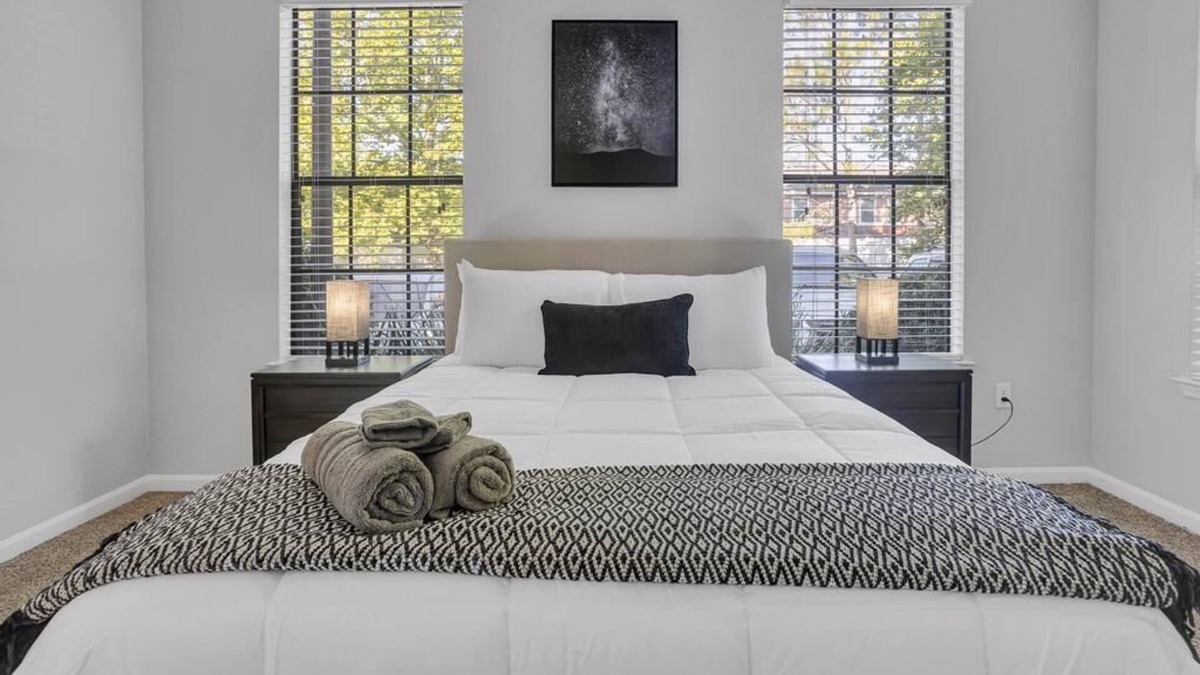 Southside Apartment | 20% Off The Jax Luxe Pad