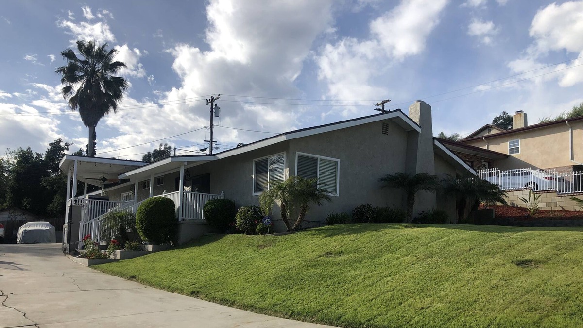 Bonita House | 20% OFF WEEKLY 40% OFF MONTHLY RATES Luxury Pomona Fairplex home