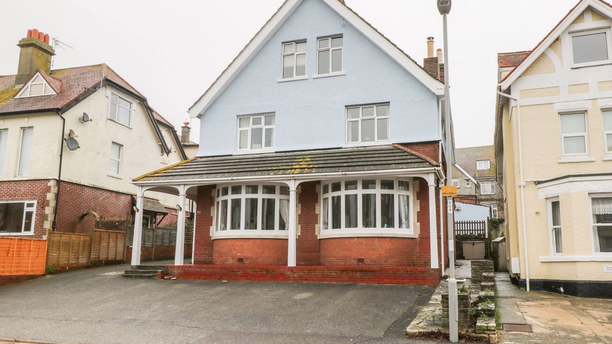 Swanage Cottage | 20 ULWELL ROAD, pet friendly, country holiday cottage in Swanage
