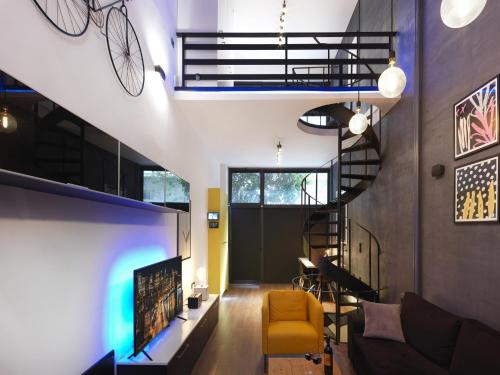 Kypseli Apartment | 200 Mb fibre remote workers' Dreamhouse