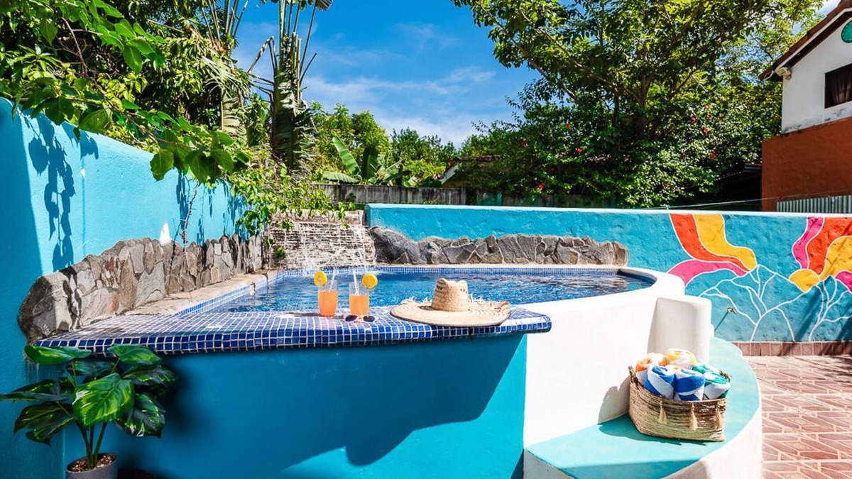 Junquillal House | 200 steps from the beach! Private 3BR Pool AC Wifi