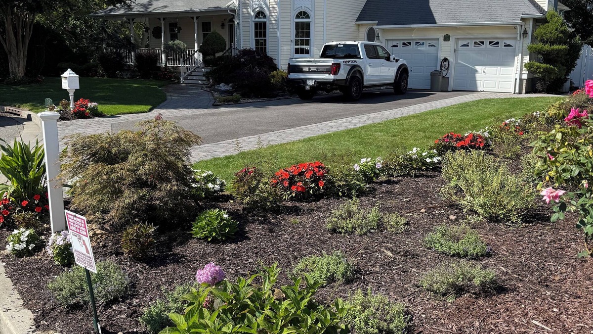 Old Bethpage House | 2025 Ryder Cup 3-bedroom house in Farmingdale