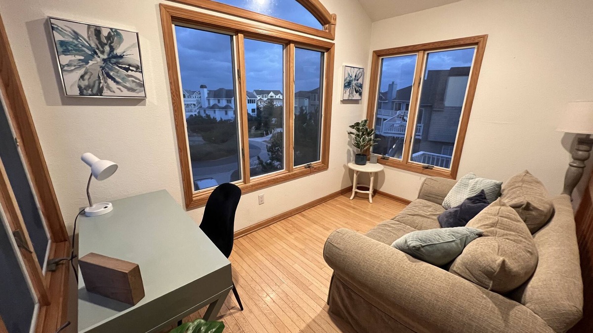 Ocean Hill House | 2025 UPDATES! 2 min walk to beach. Private Heated Pool. Hot Tub. Pet Friendly.