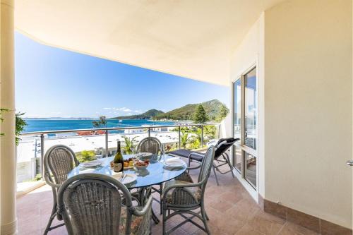 Shoal Bay Apartment | 203 The Breakwater 2 Messines St magical unit with lift pool views and aircon
