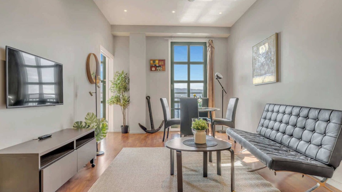 Sandviken Apartment | 206SB10 - Magical Harbour Views