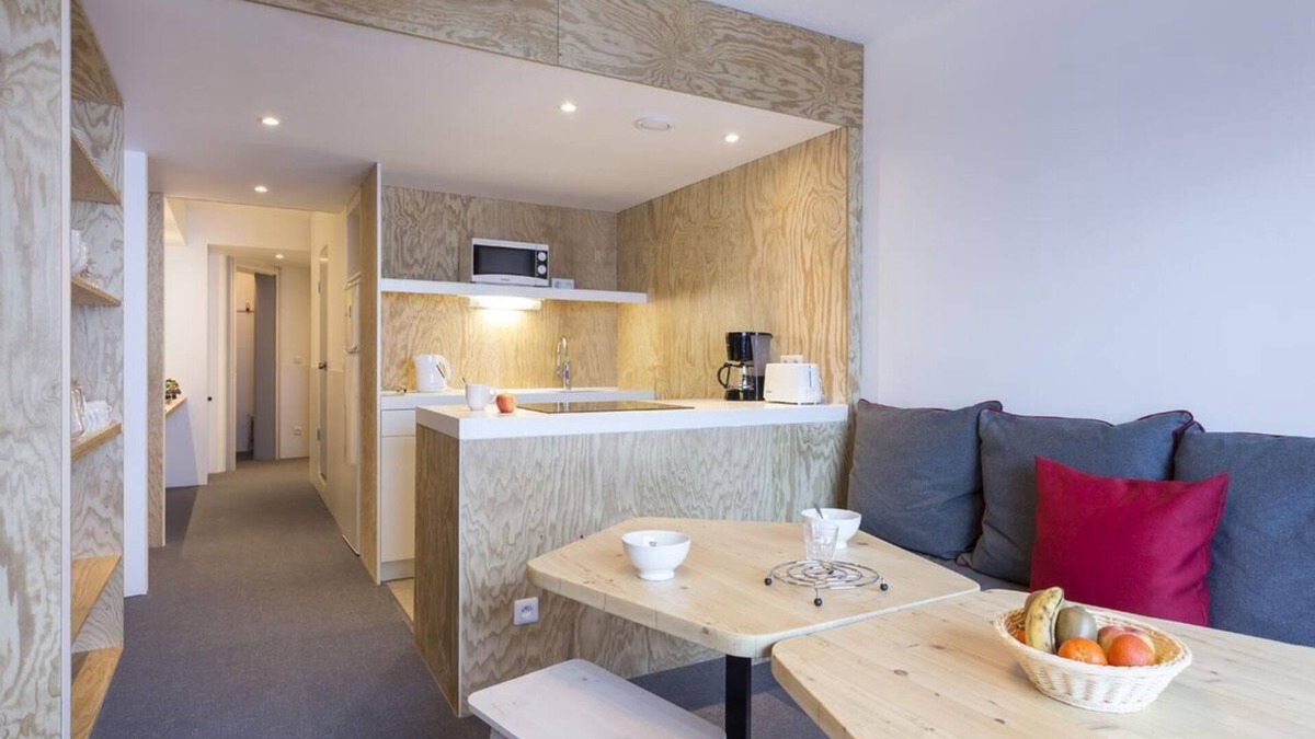 Arc-2000 Apartment | 20m from resort center, 4th floor, balcony, tv, ski locker, 61m², Les Arcs