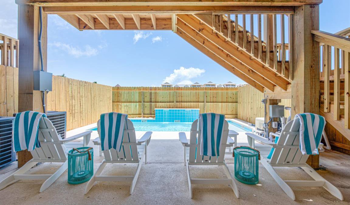 Sand Point House | 214 m² House ∙ 5 bedrooms ∙ 12 guests