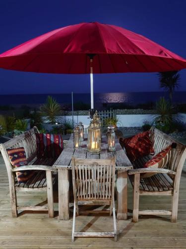 Pevensey House | 216 Coast Road, Ocean Bliss Direct Beach Access & Endless Waves
