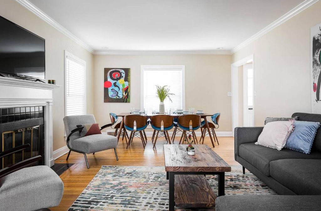 Wellington Bed & Breakfast | 2203 Brighton Drive, Louisville