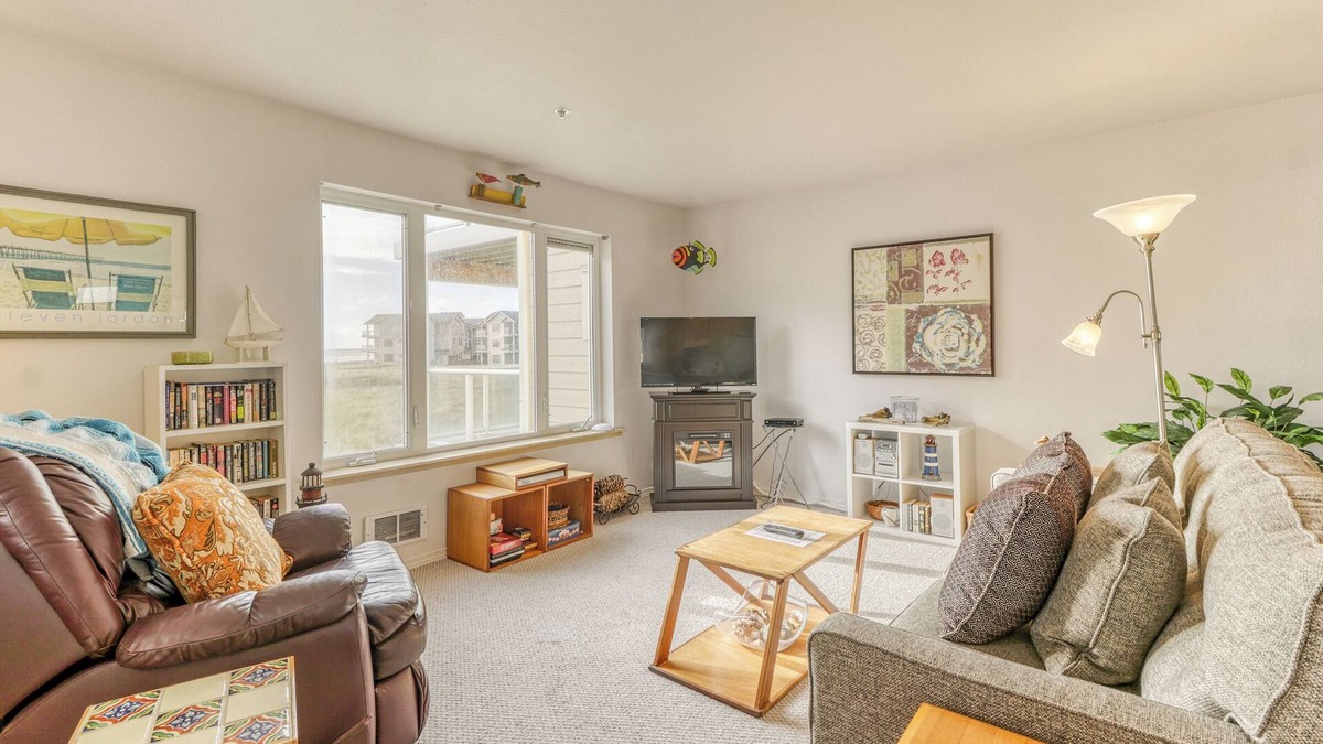 Westport Condo | 221 Don't Worry, Be Happy ~ Spacious Ocean View Condo