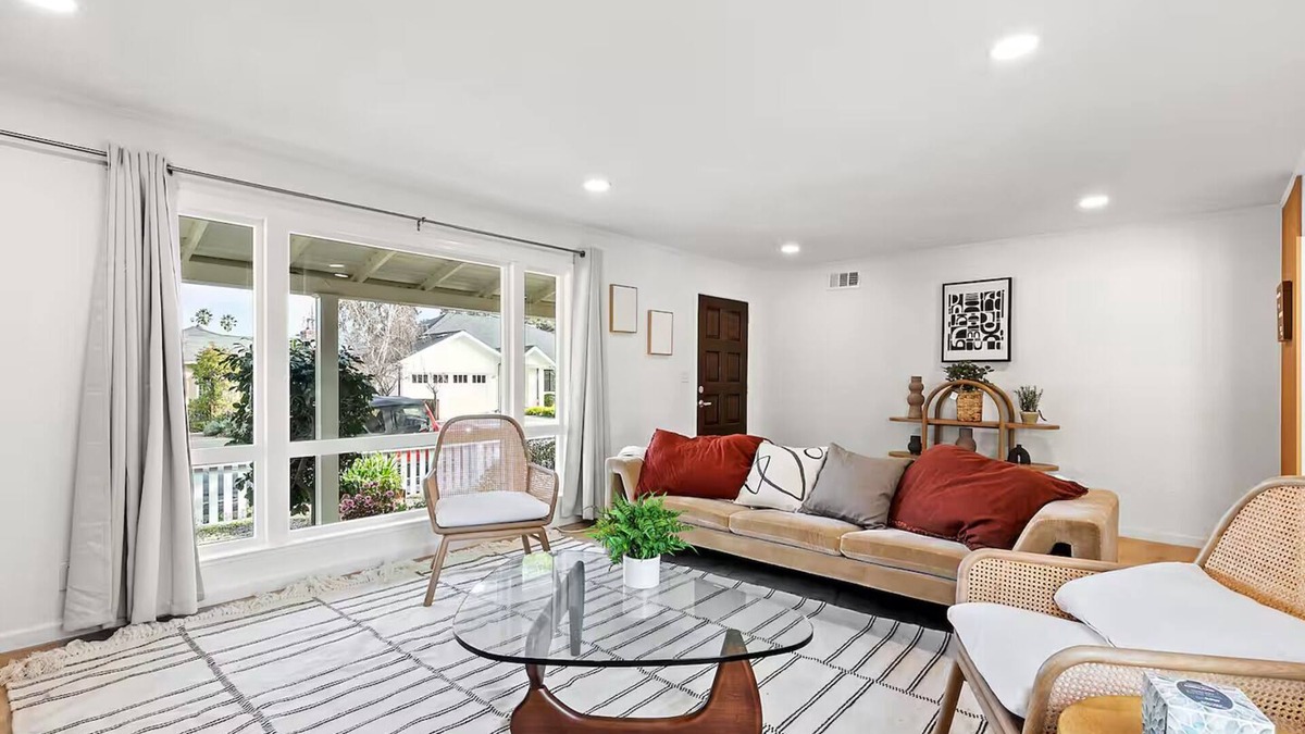 Redwood City House | 222 - New, Stylish Quiet 2B1B w/Yard near Stanford