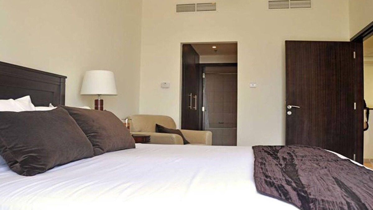 Jumeirah Lake Towers Apartment | 224-Beautifully Furnished One Bedroom Located In The Heart Of Jlt