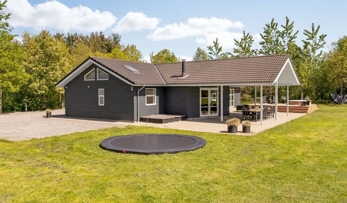 Sundstrup House | 225 m² House ∙ 1 bedroom ∙ 14 guests