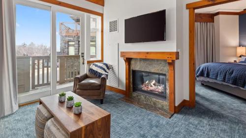 Stowe Area Apartment | #227 Spruce Peak Lodge One Bedroom Tall Timbers By Stowe Mountain Rentals