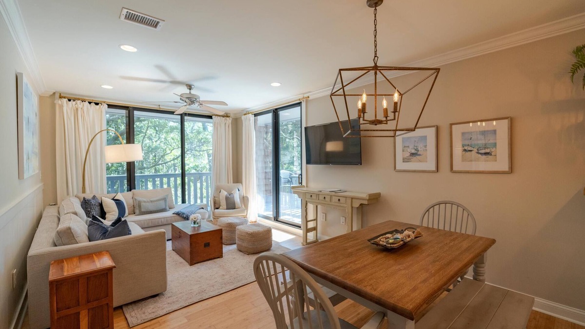 West Beach Village Condo | 2276 Shipwatch: 2BR Condo, Valuable Bike Credit, Steps from Beach