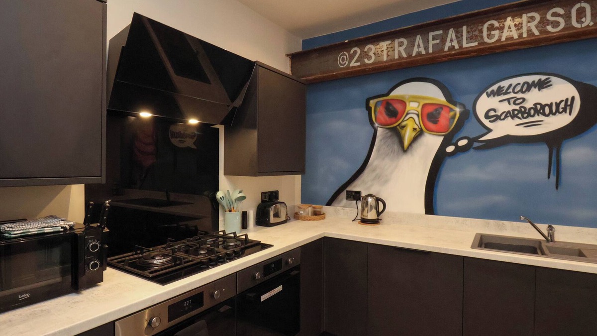 Scarborough Cottage | 23 Trafalgar Square