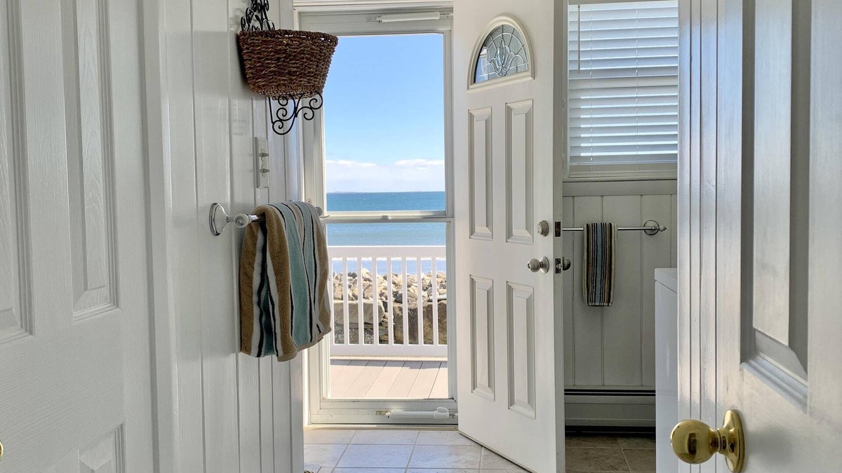 Rye House | 2330 Ocean Blvd.