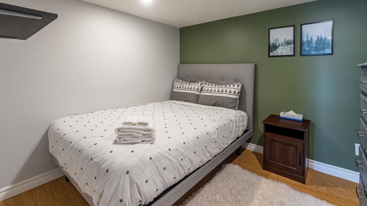 North End Apartment | 239 Artists Hideaway - 1 BDRM Close to Downtown