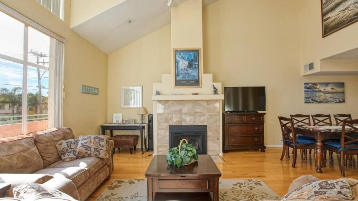 Downtown House | 239 Park in Pismo Beach