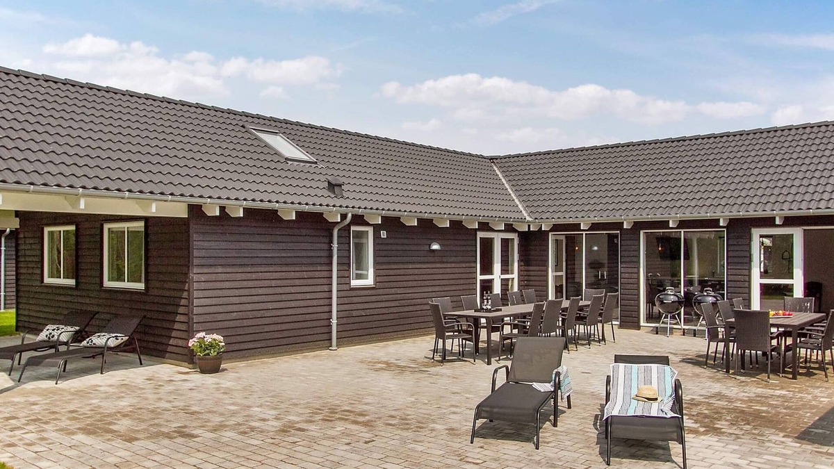 Olpenitz House | 24 person holiday home in Hasselberg