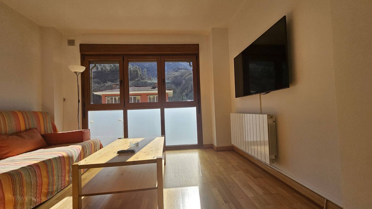 Arenas de Cabrales Apartment | 24A03 Apartment in Arenas de Cabrales