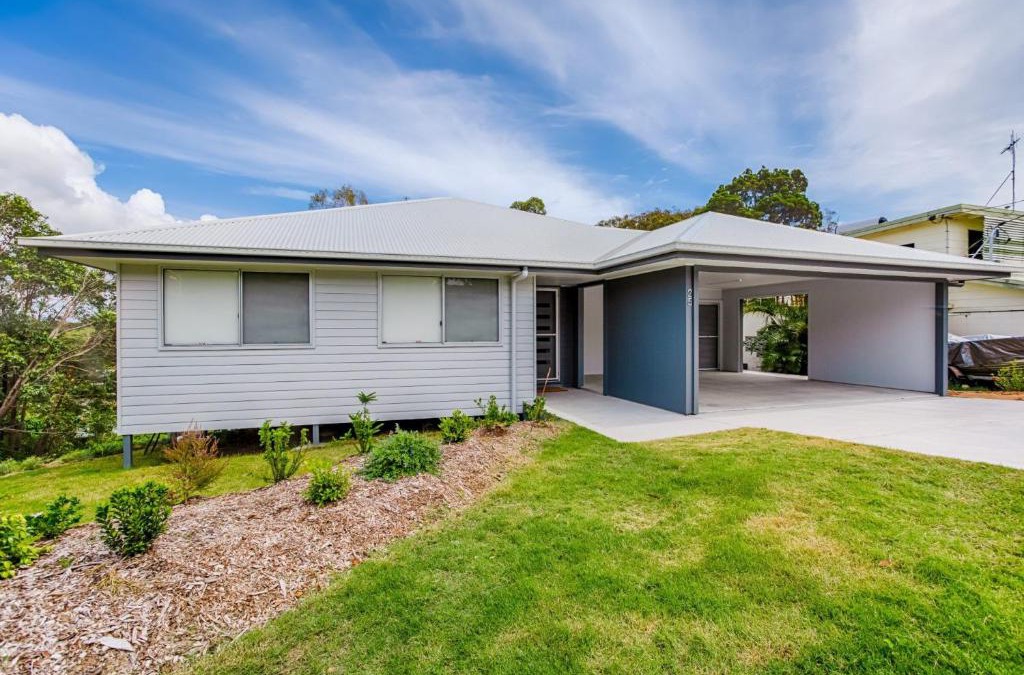 Rainbow Beach House | 25 Cooloola Drive Rainbow Beach