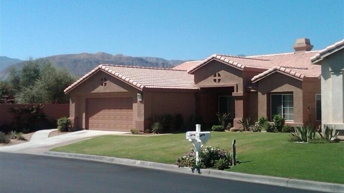 Palm Desert House | 25% off Dec - Great place for Holidays! Private Home w Pool, Spa,& Putting Green