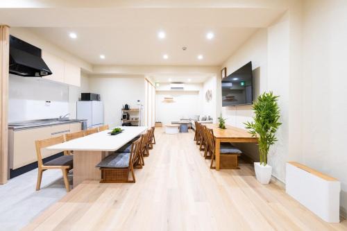 Minato House | 250平米 ベッド17台 4Bathroom Free Netflix Expo USJへ約10分