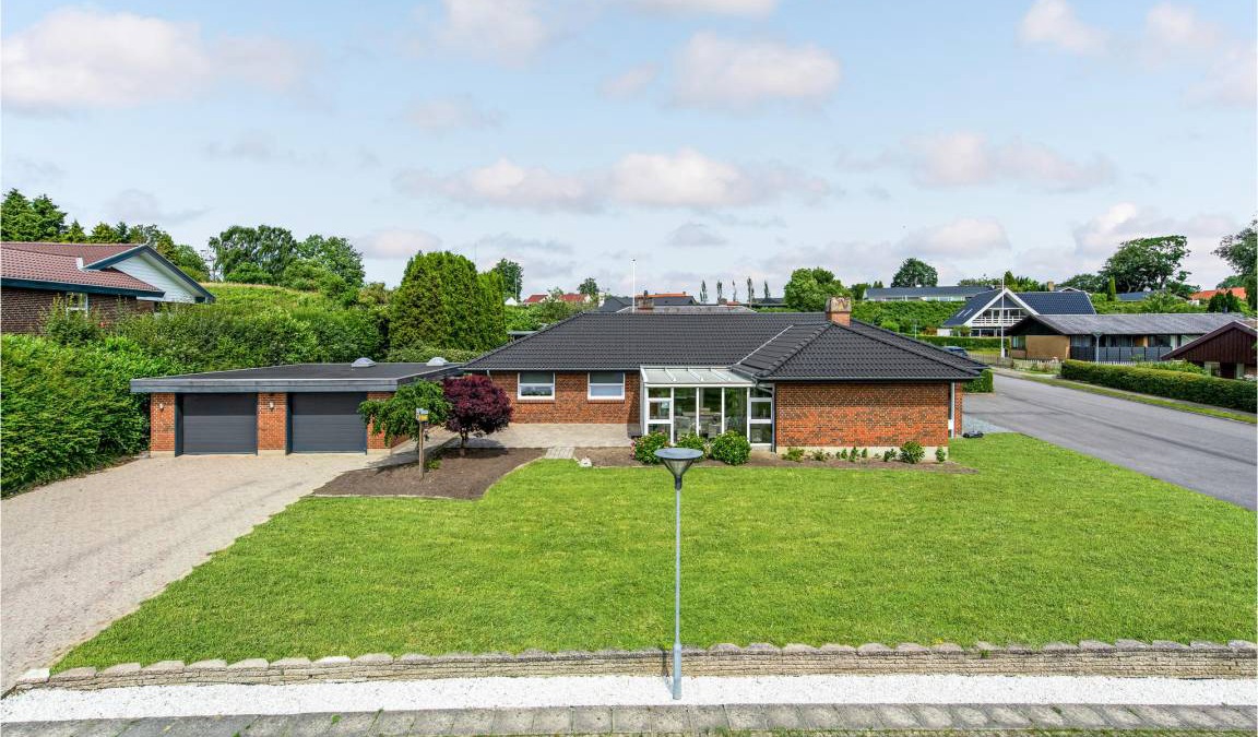 Kollund House | 250 m² House ∙ 3 bedrooms ∙ 6 guests