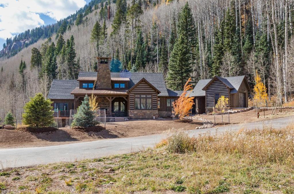 Purgatory House | 27 Meadowview Circle