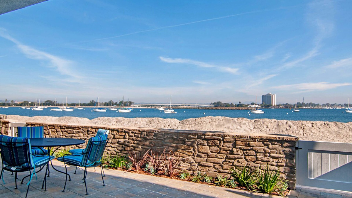South Mission Beach Apartment | #2762 - Waterfront, luxurious with big patio and breathtaking views