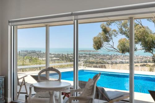 Waitpinga House | 28 Ferrier Dve Waitpinga- Linen Included