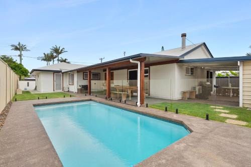 Marcoola House | 28 Lorraine Avenue