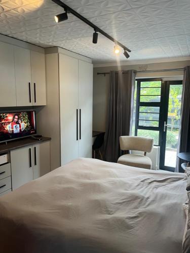 George Apartment | 28 on Symonds luxstudio 6