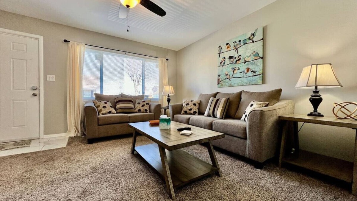 New Miami Apartment | 285 Whitaker unit A · Welcoming Two Bedroom Apartment on Whitaker