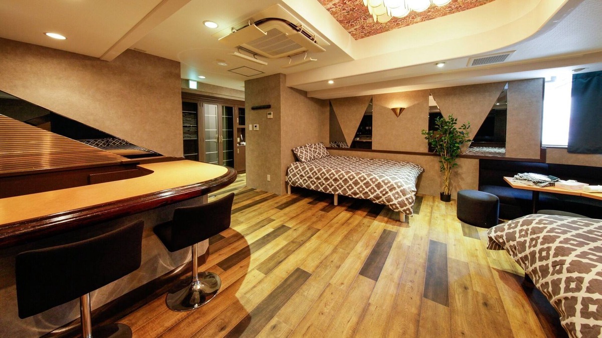 Ueno Apartment | 2A Spacious accommodating 6 people Wood style / Taito-ku Tokyo