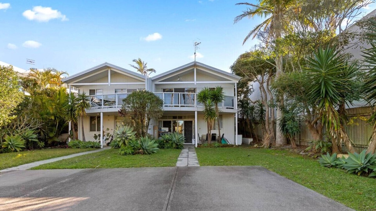 Wamberal Apartment | 2BDR Beachside Bliss in Wamberal