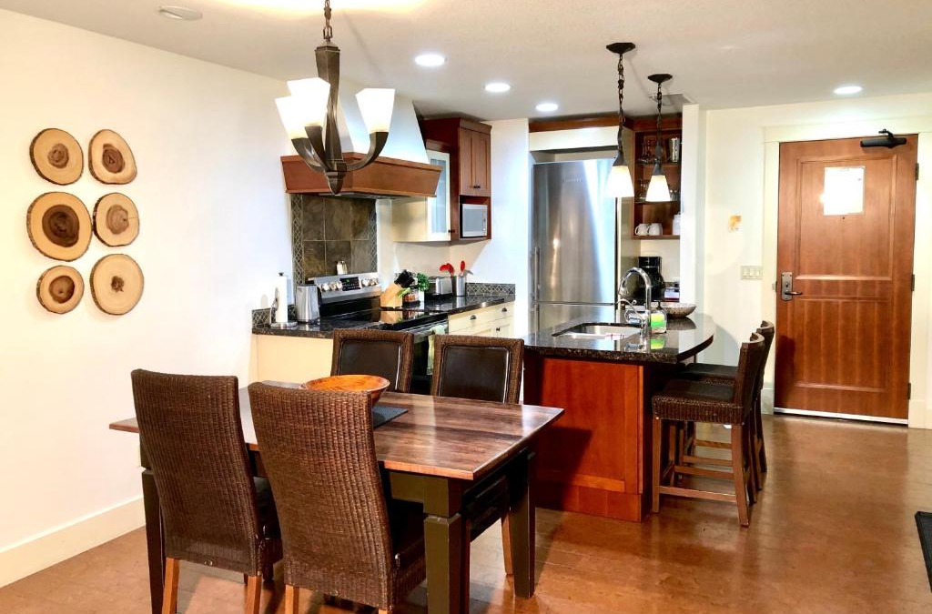 Canmore Apartment | 2BR 2Bath Mountain Condo Resort