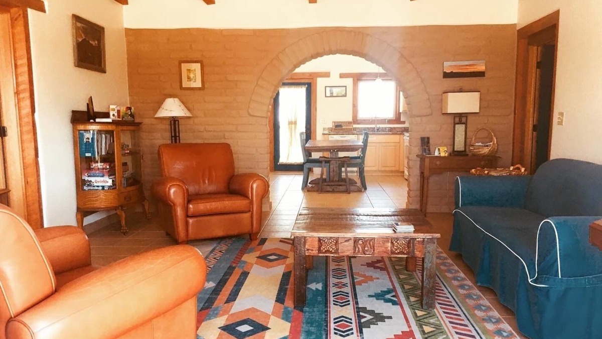 El Paso Apartment | 2BR Adobe Suite/Desert Oasis/Mtn views/Hueco Tanks