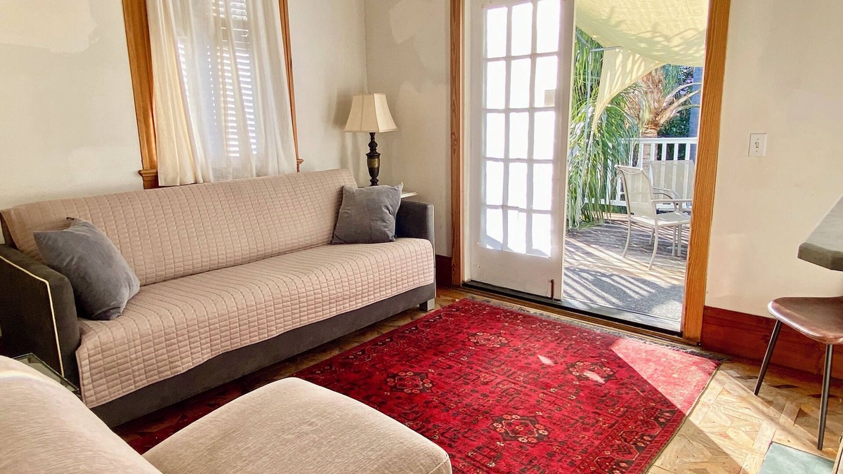 Faubourg Marigny Apartment | 2BR comfort Marigny Triangle, Balcony!