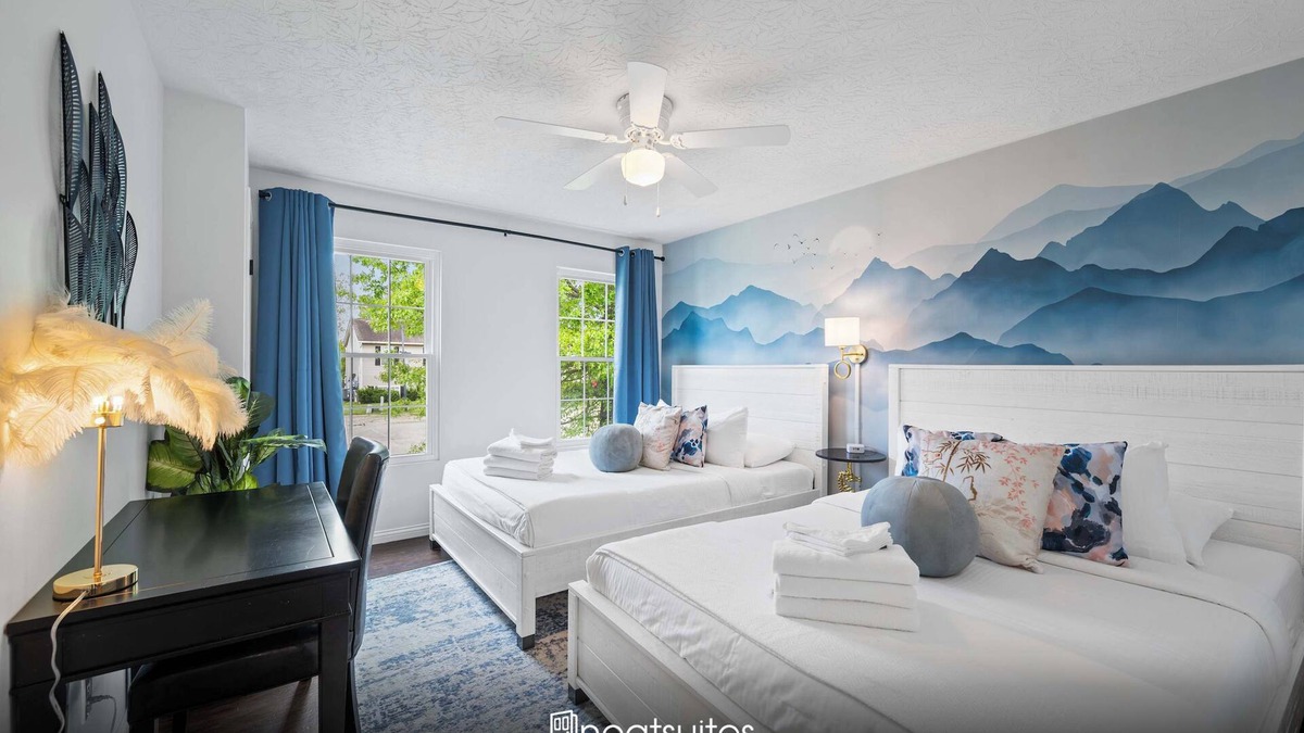 Williamstown Apartment | 2BR Condo Near Ark for 6 Guests - Free Parking