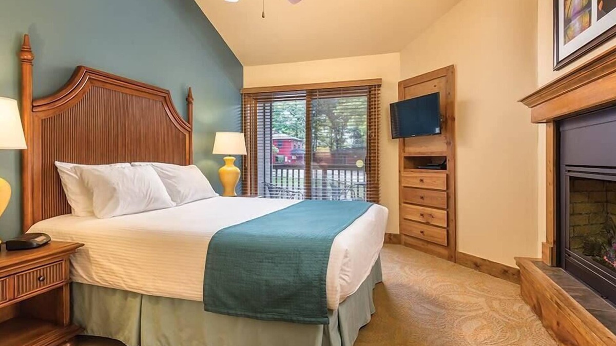 Galena Condo | 2br Condo Peaceful Vacation Galena!