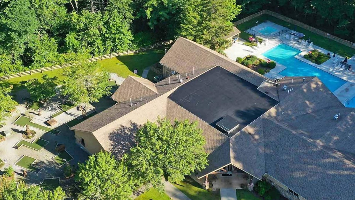 Sapphire Condo | 2br Condo w/Golf, Boating, Skiing, Family Fun!