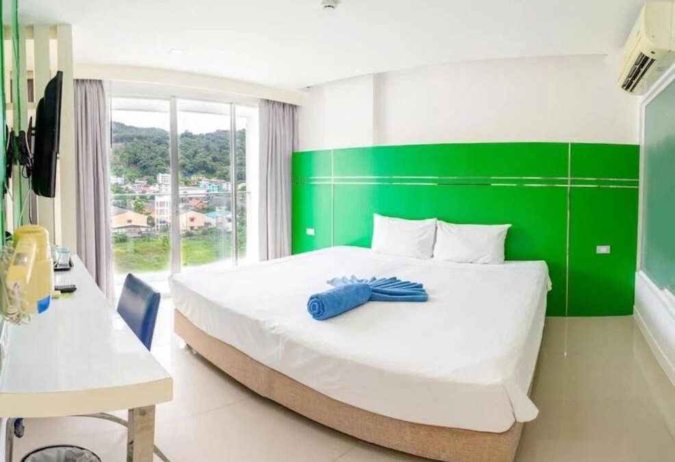 Patong Apartment | 2BR Elite Hotel Patong with Balcony- Thailand