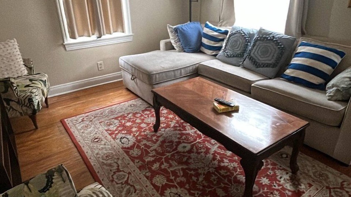 Louisville House | 2BR Home with 3 beds!