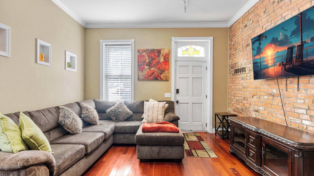 Soulard House | 2Br Kings Palace Summ